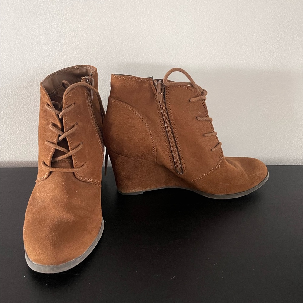 Wedges - Picture 2 of 2